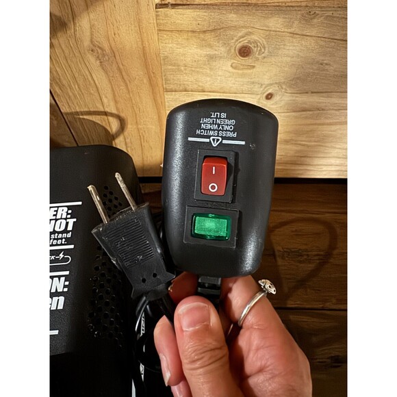 The Fog Machine GEMMY Electric Fogger Machine - No Fluid - Picture 10 of 10